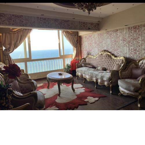 Cozy/luxury/fancy seaview