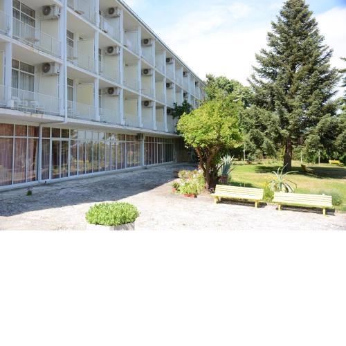 Creativity House of BAS Varna - Free parking