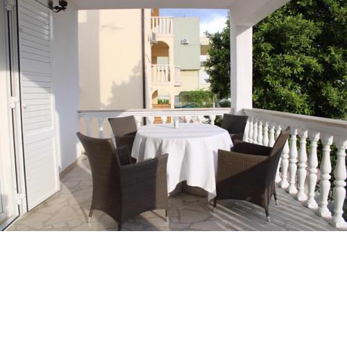 Crista 4 bedrom 4 bathroom apr