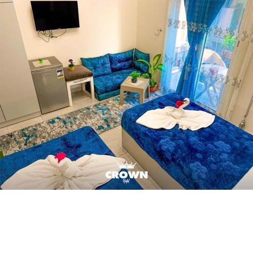 Crown Downtown Hotel