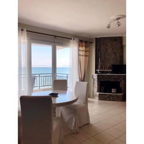 Crystal Blue - Sea View Apartment