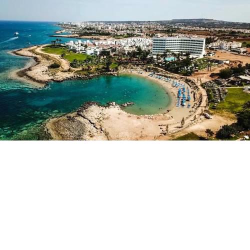 Crystal Springs Beach Hotel