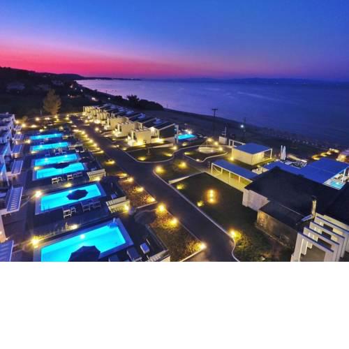 Crystal villas & suites