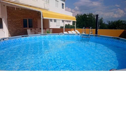 ctim296 Apartment with gym and pool for 6 + 2 persons