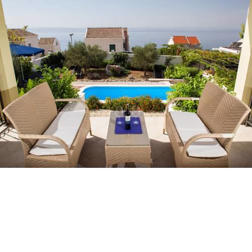 ctma101/ Holiday home with private pool
