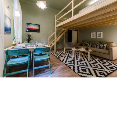 Curry Apartments