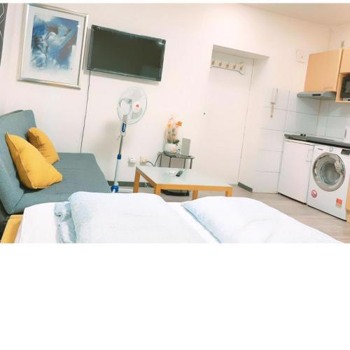 cute 1BR Apt.- 10 mins walk from Downtown