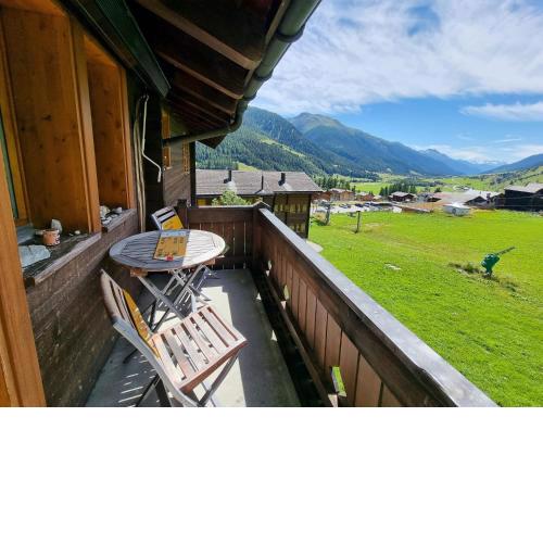 Cute attic apartment in the heart of the mountains