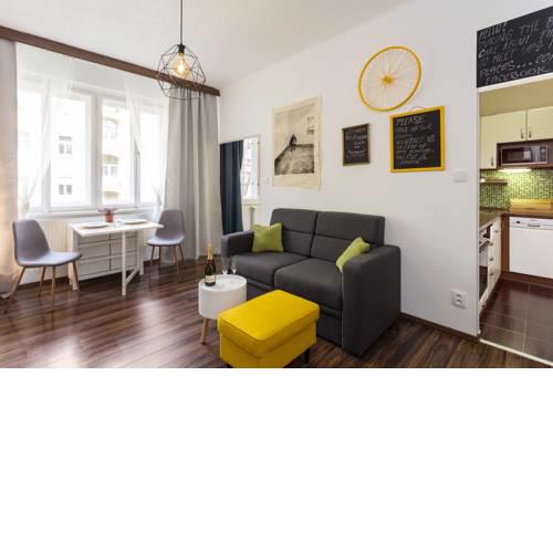 Cute Prague apartment, 9 min to city center