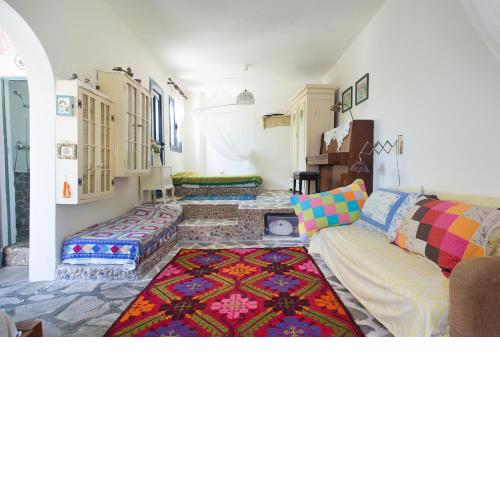 Cycladic Art House