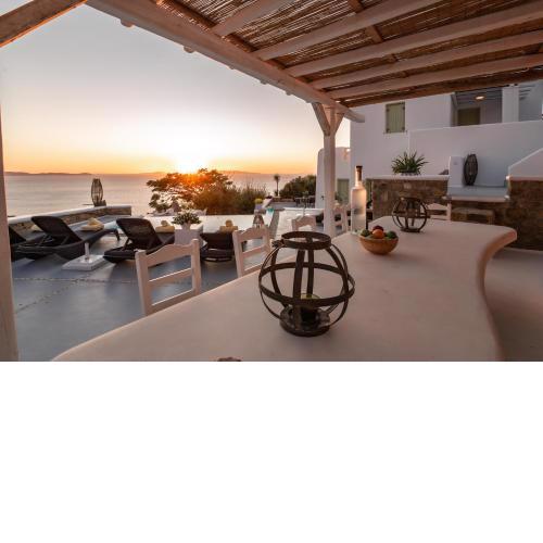 Cycladic Gem Mykonos the most amazing sunsets ever