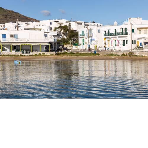 Cycladic summer living right on the bay and beach!