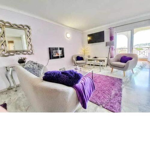 D201 Los Cristianos 2 bed 2 bath sleeps 4