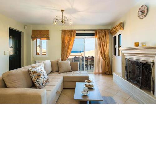 Dalia Home! Next to the sea!