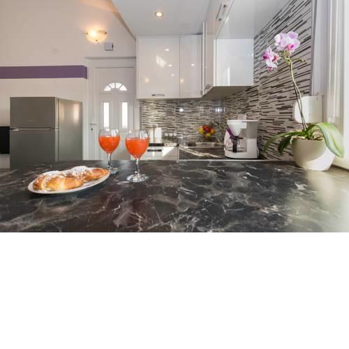 Dalmatian modern apartment with tavern