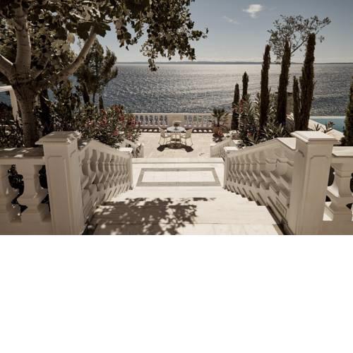 Danai Beach Resort & Villas
