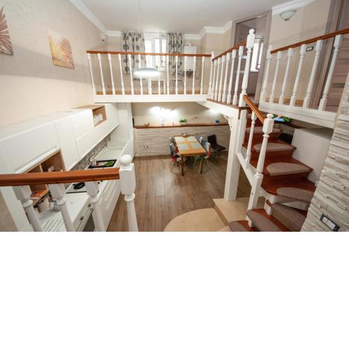 Daniela House 4