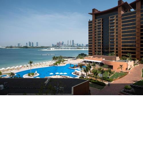 Daniels 1BR Tiara Residences Sea View