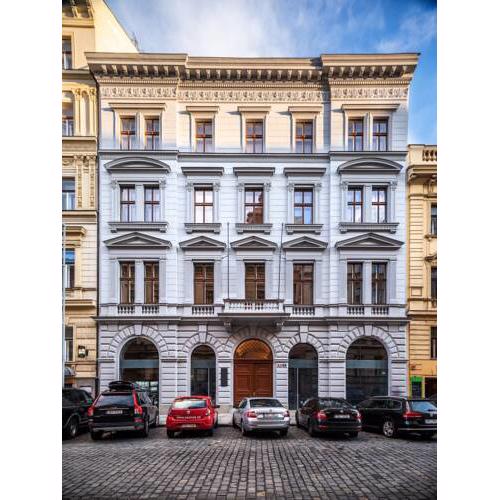 Dante Apartments Opletalova 30, FREE PARKING NEARBY