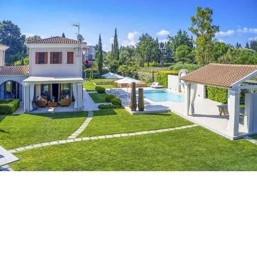 Dassia Villa Sleeps 6 Pool WiFi