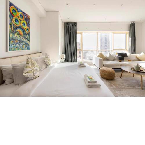 Dazzling Studio Stunning Ain Dubai View Marina