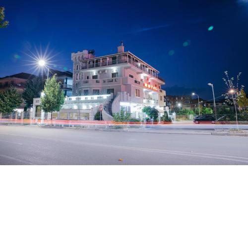 DEA Hotel 2002