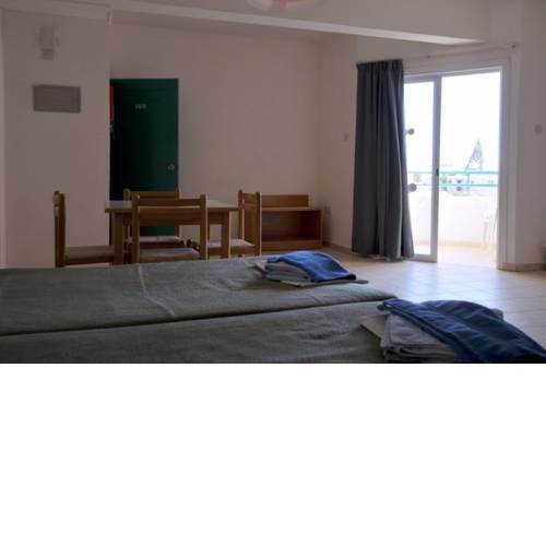 DebbieXenia Hotel Apartments Annex