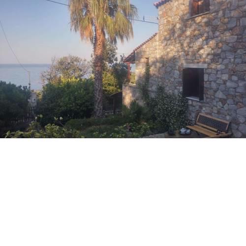 Deep Blue Villa at potistika
