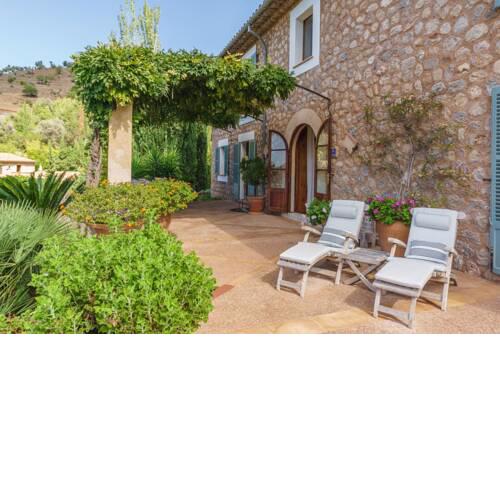 Deia Town House Sleeps 8 with Pool and Air Con