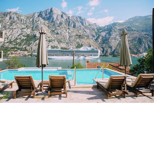 Dekaderon Lux Apartments