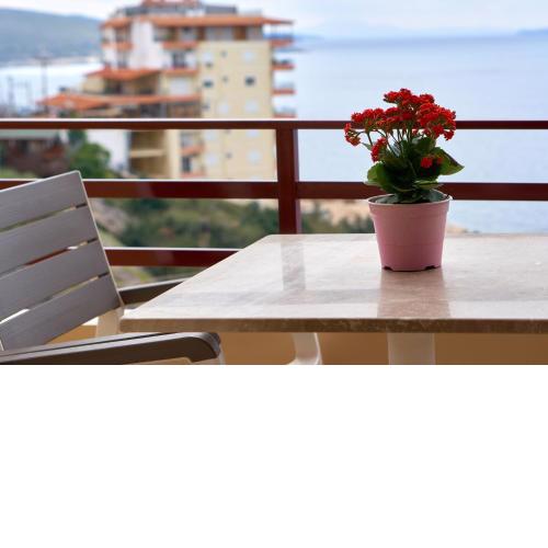 Del Mar Sea View Apartment