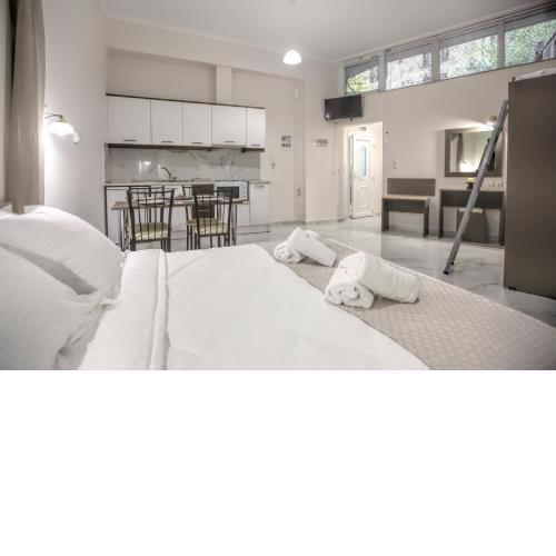 Del Sol Meteora Luxurious Family Suites #4