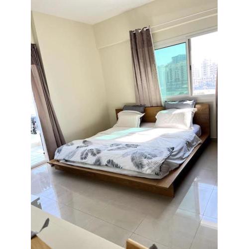 Delightful 1 Bedrooms Apartment in Prime Location Dubai