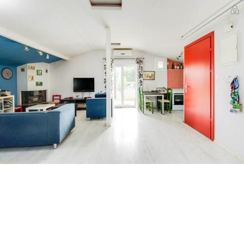 Delightful and sunny studio apartment