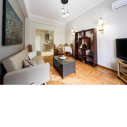 Delightful Apt. & Location In Heart Of Athens!