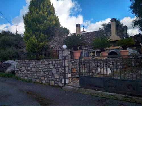 Delightful Farmhouse in Aski with Garden