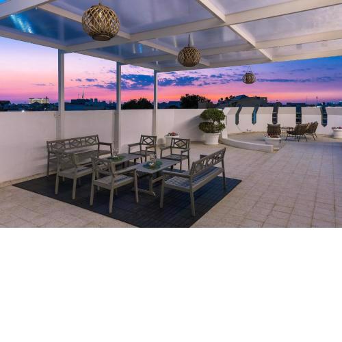Delightful & Peaceful 1BR La Mer beach 10min walk