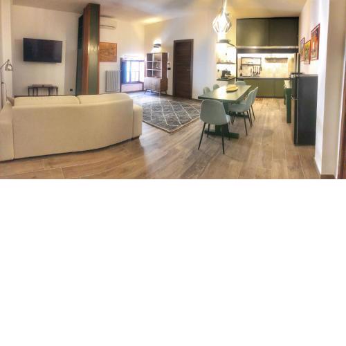 Della Tita Suite