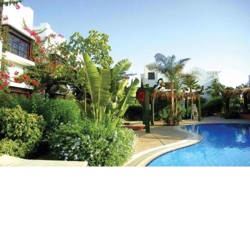 Delta Sharm Resort 103-82