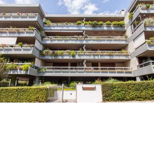 Delux Apartment with Amazing Balcony!