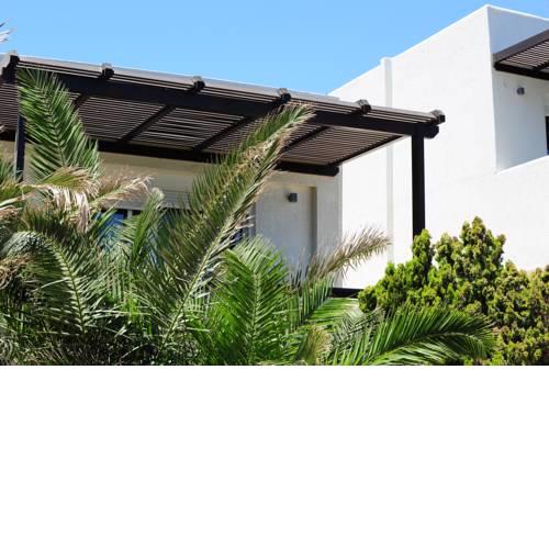 Deluxe Apartment with Windsurfing Package Included