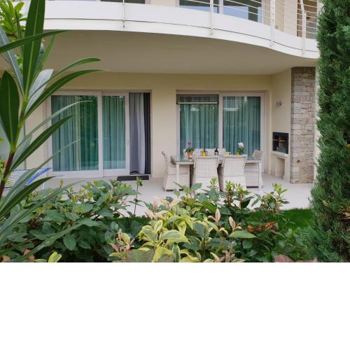 Deluxe Apartments Garda