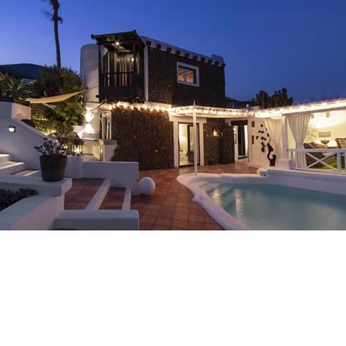 Deluxe designer historic villa Via Lactea, Panoramic sea views, Own private heated pool and subtropical garden