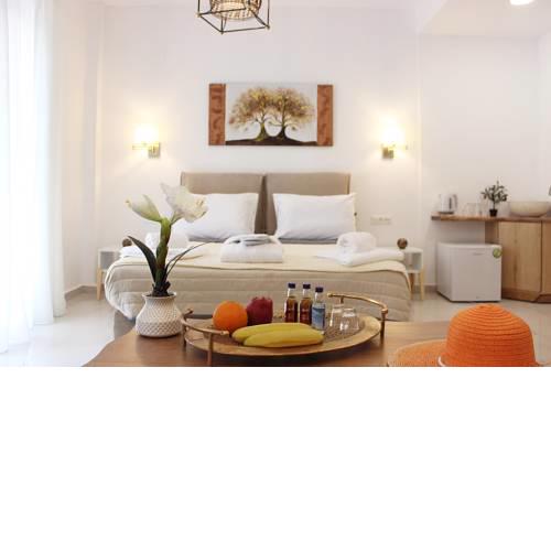 Deluxe Hotel