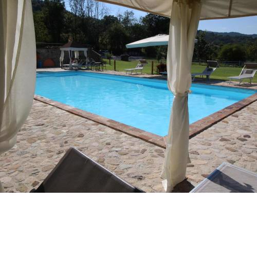 Deluxe Mansion in Pontecuti PG with Swimming Pool