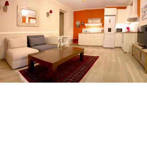 Deluxe spacious apartment in Glyfada