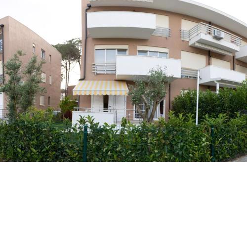 Deni Lalzi Bay Rooms