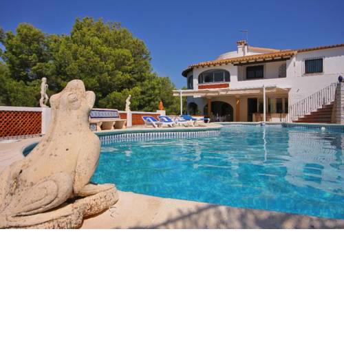 Denia Villa Sleeps 8 Pool Air Con WiFi