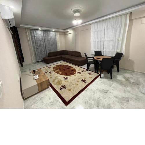 Deniz ve havalimanına yakın daire
