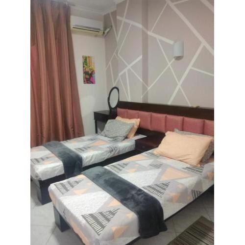 Desert Pearl Apartment.Эль-Мамша. Desert Perl расположен 10 мин.до моря. К услугам Wi-Fi. Открытый бассейн.